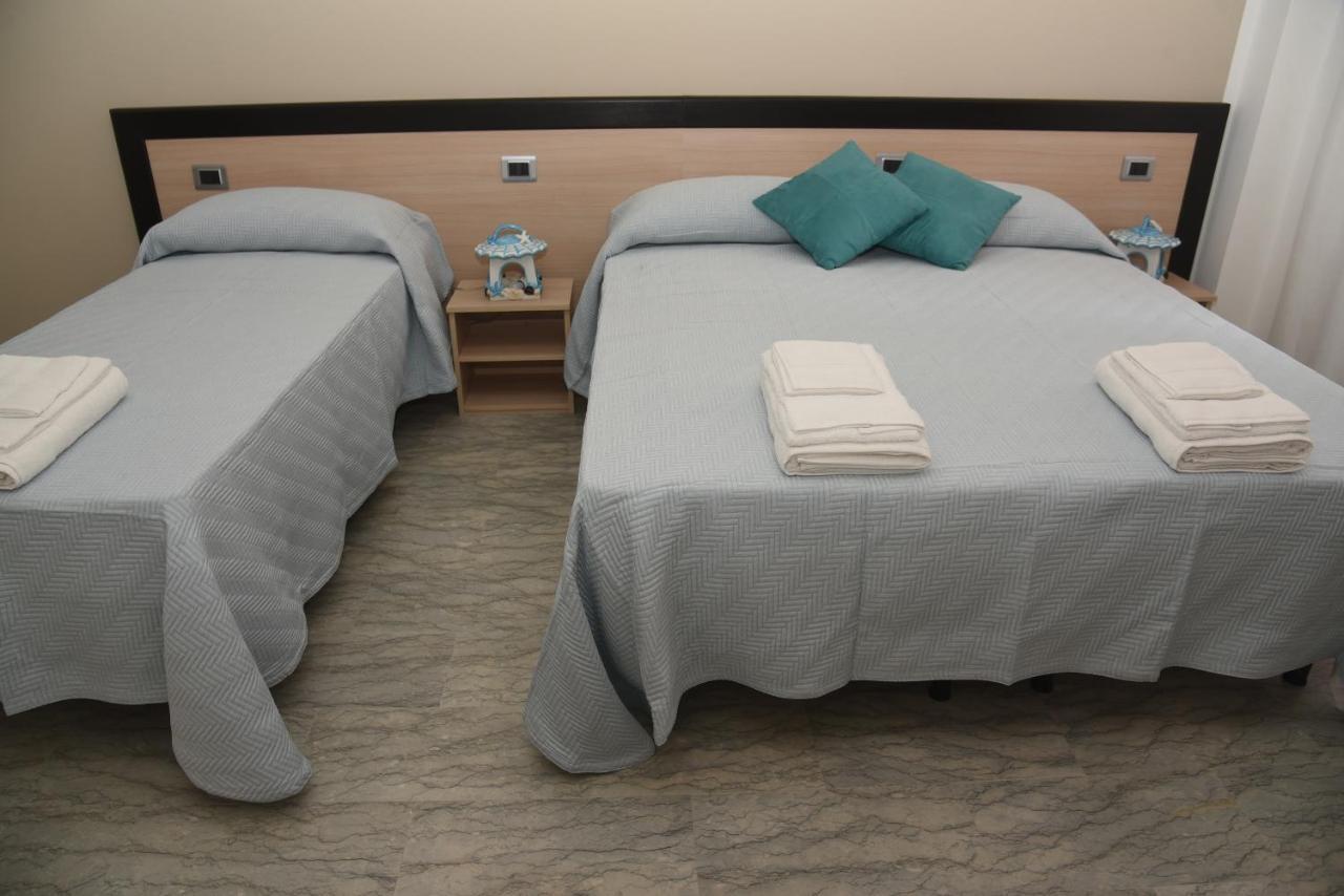 La Porta Del Mare Bed & Breakfast วิลลาเปียนา ภายนอก รูปภาพ