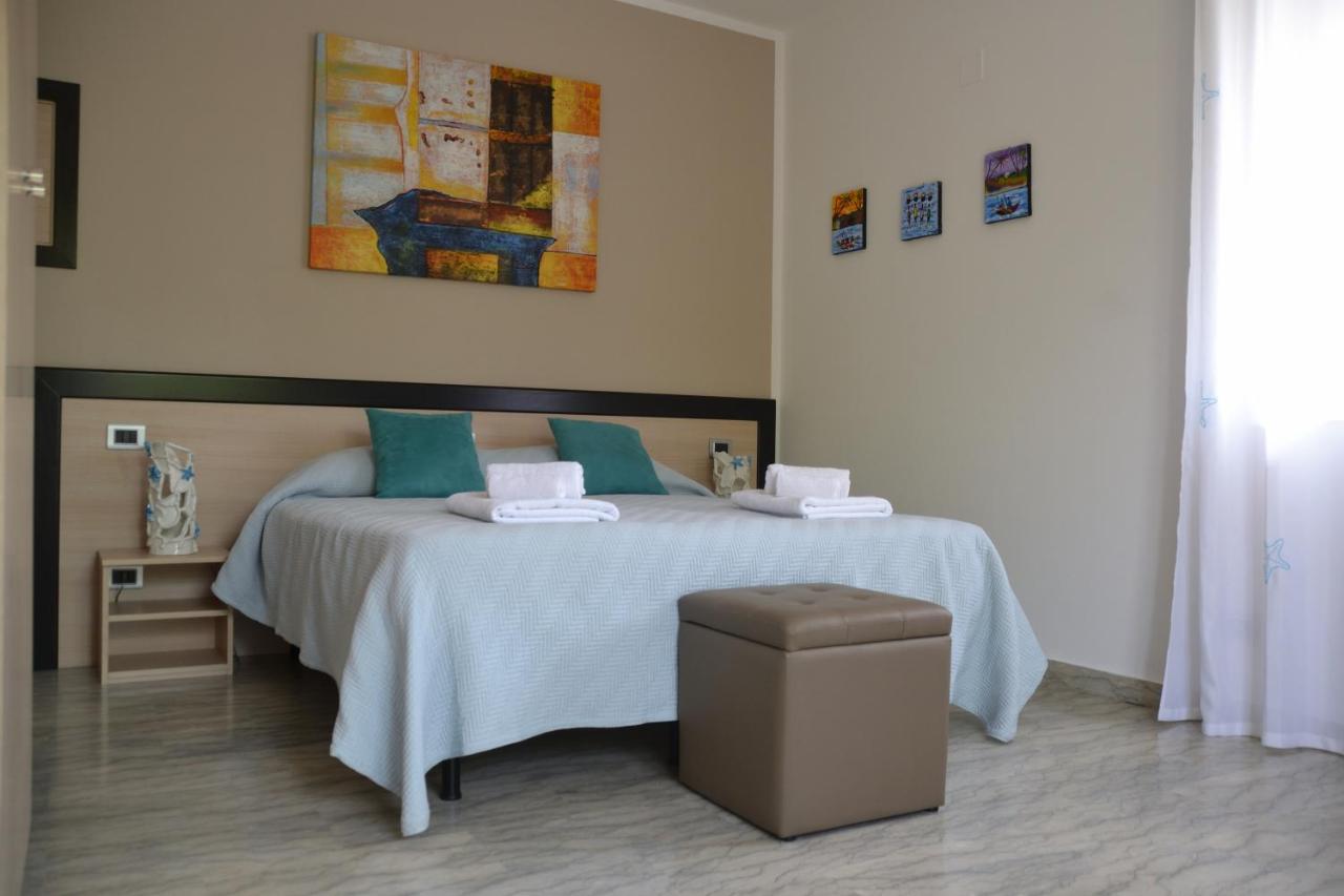 La Porta Del Mare Bed & Breakfast วิลลาเปียนา ภายนอก รูปภาพ